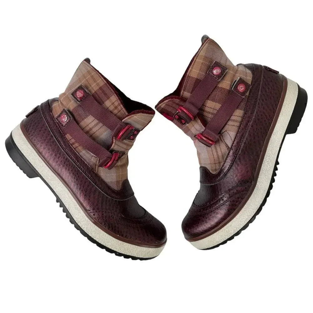 UGG Plaid Marrais Double Buckle Waterproof Lined Leather Upper Boots Womens 7